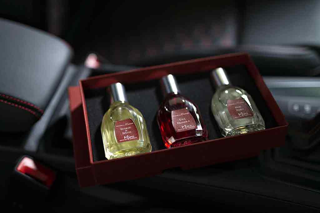 Spray perfumes for luxury cars Spray profumati per auto luxury